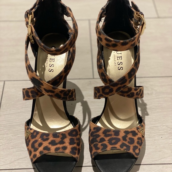 5 inches Guess heels - Picture 4 of 4